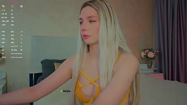 Snapshot of _sophielov chatting on 06-26-26, 08:46 sophielov online show from 06-26-26, 08:46