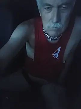 Snapshot of slaveman4you chatting on 06-29-26, 08:42 slaveman4you online show from 06-29-26, 08:42