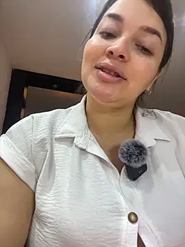 sarahreyess 11 online show from 03-30-26, 10:38