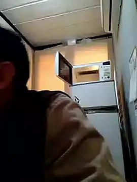 Snapshot of Az-09Ga chatting on 09-08-25, 03:22 Az-09Ga online show from 09-08-25, 03:22