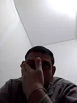 Snapshot of Az-09Ga chatting on 11-05-25, 07:14 Az-09Ga online show from 11-05-25, 07:14