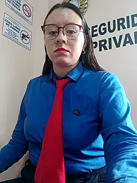 Hannah-colx online show from 10-29-25, 02:19