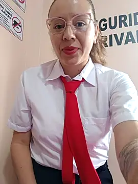 Hannah-colx online show from 12-16-25, 04:56