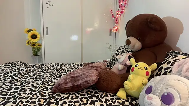 Snapshot of fairy_hot_ chatting on 05-19-26, 07:42 fairy hot online show from 05-19-26, 07:42