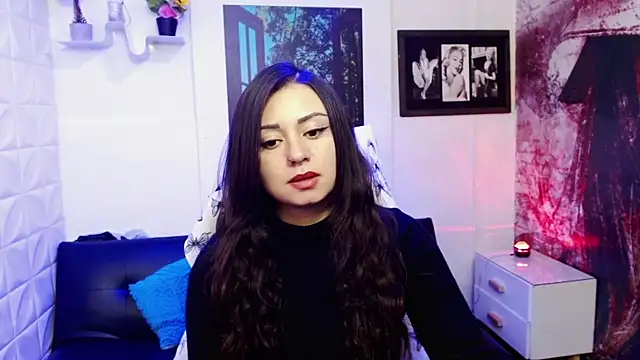 Eva Roussell online show from 10-22-25, 04:18