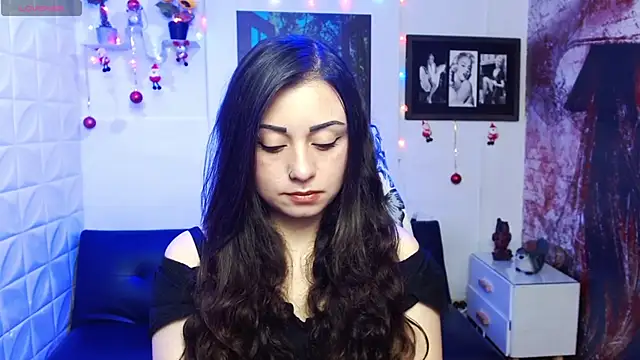 Eva Roussell online show from 12-18-25, 03:29