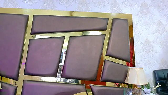 EmilieLake online show from 03-26-26, 08:03