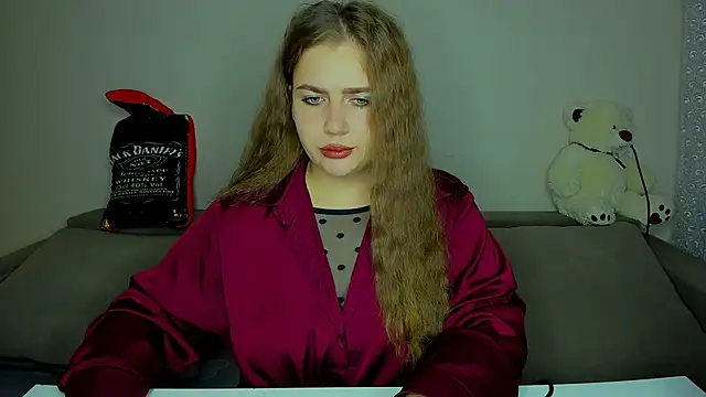 Snapshot of yourgem__ chatting on 09-10-25, 06:52 yourgem online show from 09-10-25, 06:52