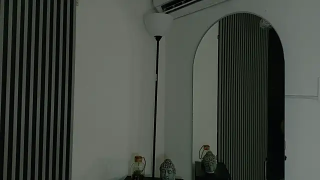 Snapshot of _Gaaia_ chatting on 02-08-26, 01:25 Gaaia online show from 02-08-26, 01:25