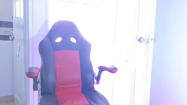 Snapshot of _Gaaia_ chatting on 02-17-26, 07:53 Gaaia online show from 02-17-26, 07:53