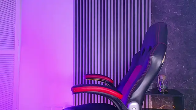 Snapshot of _Gaaia_ chatting on 02-21-26, 12:44 Gaaia online show from 02-21-26, 12:44