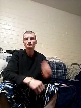 jizzyglizzy92 online show from 03-18-26, 11:24