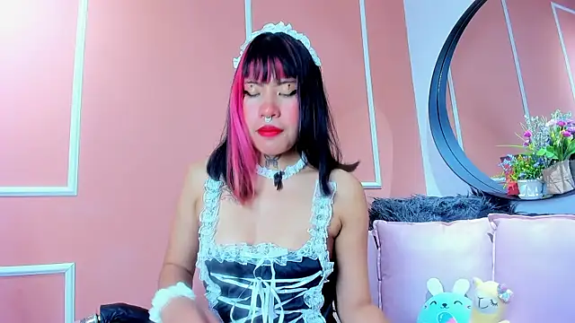 Georgina Astor online show from 04-15-26, 03:46