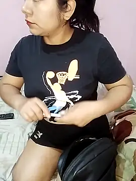 Snapshot of Alexxxia69 chatting on 09-27-25, 12:15 Alexxxia69 online show from 09-27-25, 12:15