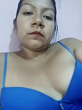 Snapshot of Alexxxia69 chatting on 03-01-26, 10:12 Alexxxia69 online show from 03-01-26, 10:12