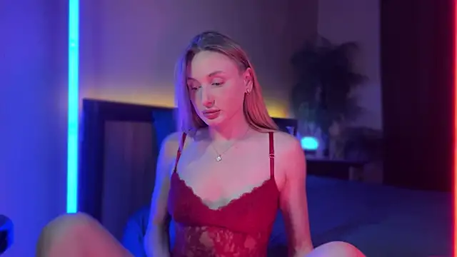 LovaMay online show from 05-09-26, 08:14
