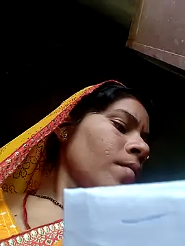 Idhika Handoo online show from 09-12-25, 10:48