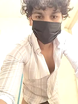 Snapshot of Goodmens5 chatting on 09-11-25, 02:06 Goodmens5 online show from 09-11-25, 02:06