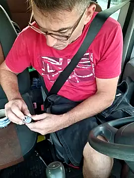 IMGTomi online show from 09-19-25, 04:47