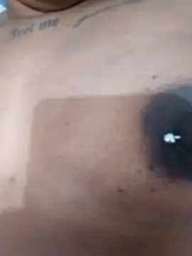 Snapshot of nessinha12 chatting on 11-03-25, 09:43 nessinha12 online show from 11-03-25, 09:43