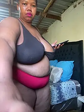 Snapshot of Curvycandy95 chatting on 06-04-26, 06:19 Curvycandy95 online show from 06-04-26, 06:19