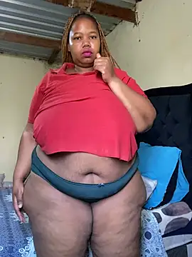 Snapshot of Curvycandy95 chatting on 07-02-26, 07:14 Curvycandy95 online show from 07-02-26, 07:14