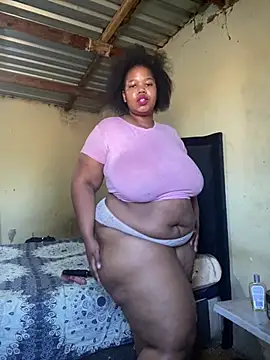 Snapshot of Curvycandy95 chatting on 07-16-26, 07:03 Curvycandy95 online show from 07-16-26, 07:03