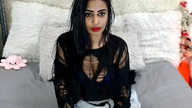 Snapshot of indianchic89 chatting on 05-05-26, 10:07 indianchic89 online show from 05-05-26, 10:07