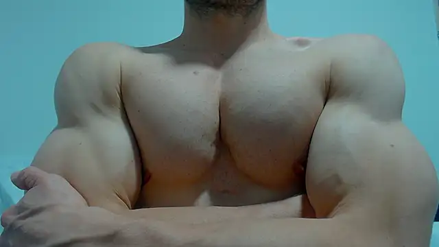 Snapshot of Rocky_Muscle chatting on 05-11-26, 04:18 Rocky Muscle online show from 05-11-26, 04:18