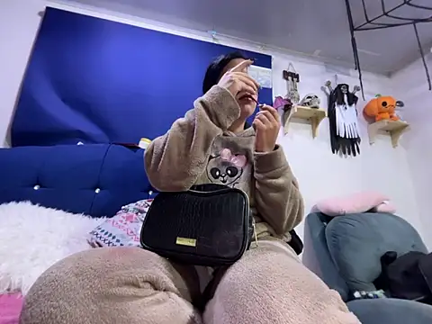 amanne misa online show from 10-27-25, 12:15