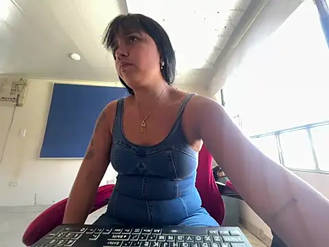 Snapshot of amanne_misa chatting on 07-10-26, 06:54 amanne misa online show from 07-10-26, 06:54