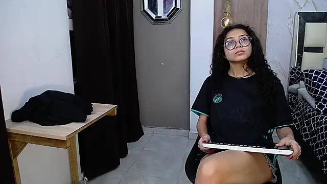 honeymoon 12 online show from 11-08-25, 01:55