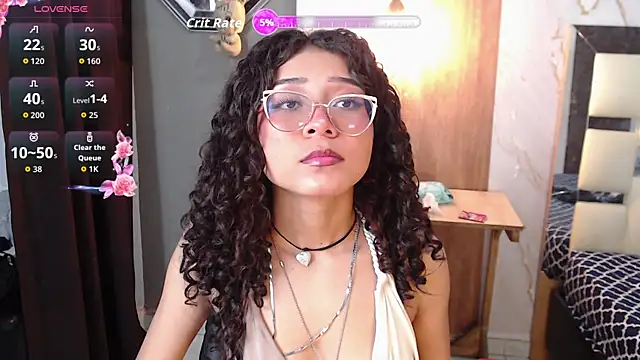 Snapshot of honeymoon_12 chatting on 06-07-26, 02:48 honeymoon 12 online show from 06-07-26, 02:48