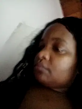 Snapshot of isabella_brown1 chatting on 03-27-26, 12:16 isabella brown1 online show from 03-27-26, 12:16