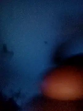 Snapshot of isabella_brown1 chatting on 03-28-26, 03:33 isabella brown1 online show from 03-28-26, 03:33
