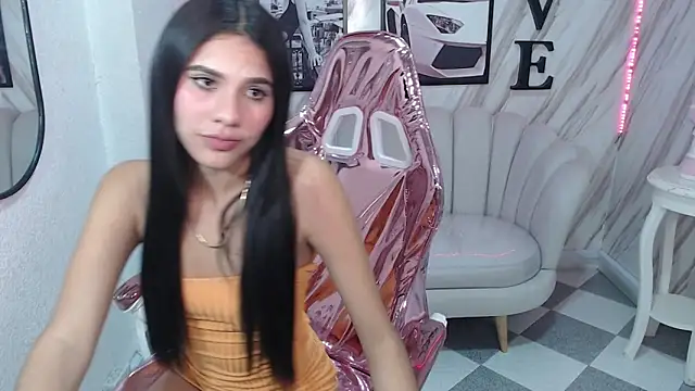 Snapshot of Mariana_black_b chatting on 09-11-25, 02:55 Mariana black b online show from 09-11-25, 02:55