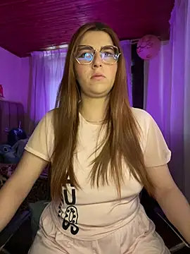 CoraVibes online show from 03-13-26, 11:50