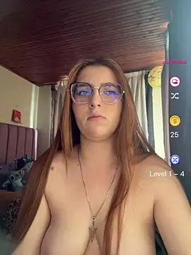 CoraVibes online show from 04-30-26, 12:00