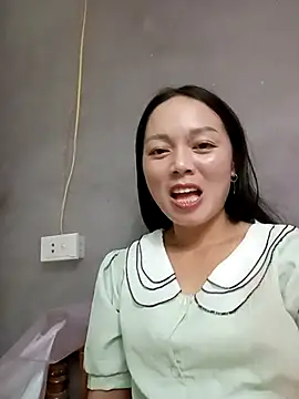 Snapshot of Sophia-pusy chatting on 09-21-25, 02:08 Sophia-pusy online show from 09-21-25, 02:08