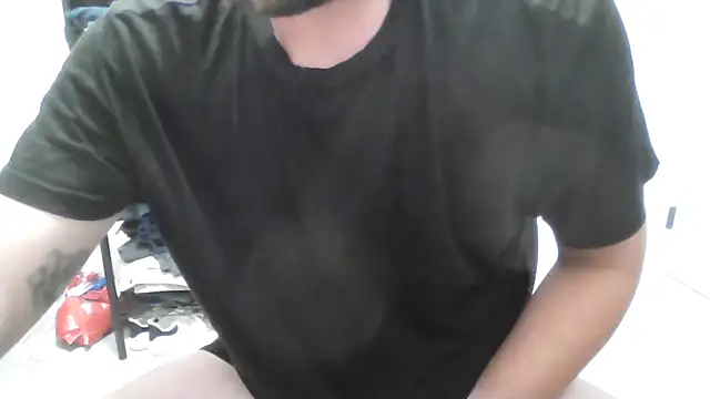 Snapshot of hornyjoe_xxx chatting on 09-10-25, 02:50 hornyjoe xxx online show from 09-10-25, 02:50