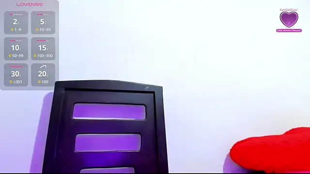 Snapshot of woman_rosse chatting on 10-01-25, 03:01 woman rosse online show from 10-01-25, 03:01