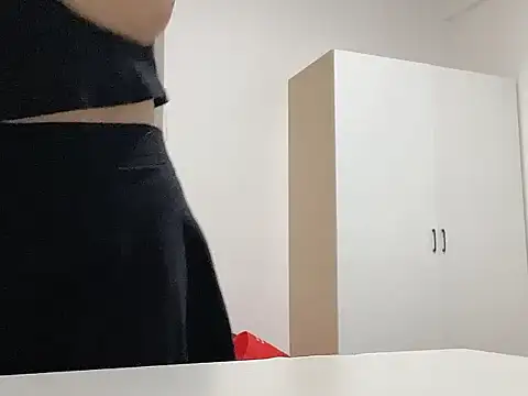 Snapshot of sun1314156 chatting on 10-26-25, 10:43 sun1314156 online show from 10-26-25, 10:43