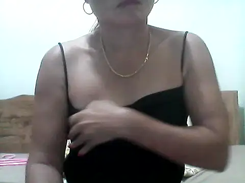 nathalie0045 online show from 02-14-26, 09:17