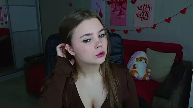 LeksaLove online show from 04-15-26, 05:09