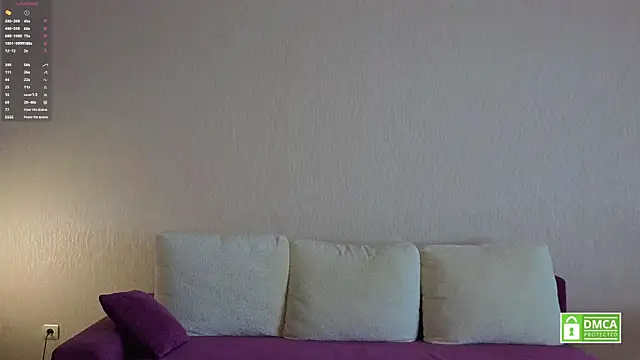 HongTomczak online show from 04-17-26, 07:33