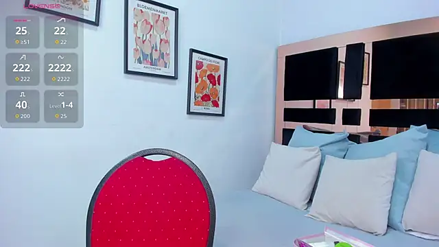 Snapshot of cloemorwen chatting on 09-21-25, 01:13 cloemorwen online show from 09-21-25, 01:13