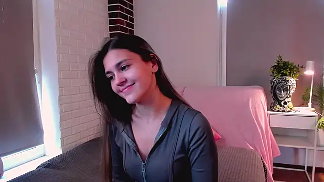 Snapshot of TrudyPastel chatting on 09-14-25, 08:24 TrudyPastel online show from 09-14-25, 08:24