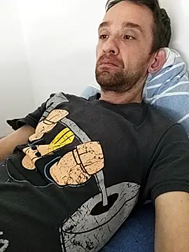 Snapshot of xxxxxcgbn chatting on 09-24-25, 02:04 xxxxxcgbn online show from 09-24-25, 02:04