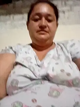 Snapshot of Sexyy-BBW chatting on 09-23-25, 07:22 Sexyy-BBW online show from 09-23-25, 07:22