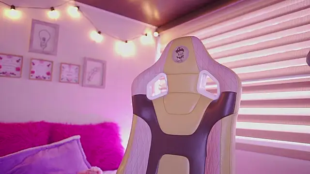  chloe moons  online show from 02-23-26, 09:12